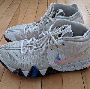 Men Nike Kyrie 4 NCAA